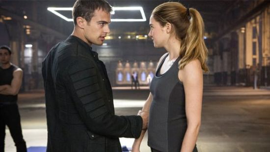 divergent-trailer